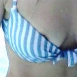 【盗撮動画】ウォータースライダーにトライして必ず乳首を晒すハプニングが大好物なビキニギャルたち♪