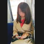 【盗撮動画】素顔をじっくり眺めてからスカメクで眺めるパンチラは興奮もひとしおですた♪