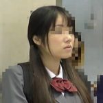 【盗撮動画】痴漢にオモチャでおマ〇コ弄られた女子アナにいそうなハイレベルの女子校生♪