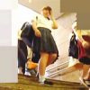 【盗撮動画】パンチラＮＧをアピールしてる健康的な女子校生の禁断の下半身は見応え十分♪