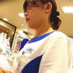 【盗撮動画】恒例のアノお店の看板娘的な店員さんのパンスト越しのビューティーパンティ♪