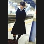 【盗撮動画】素顔をコッソリ撮られパンティーも強制的に撮られてたガチ女子校生の日常風景♪