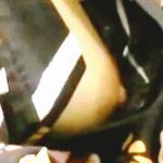 【盗撮動画】着慣れない浴衣のせいで胸チラどころか乳房丸出しになってる不注意すぎる女の子♪