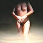 【盗撮動画】全裸マーメイドたちの住処のような雰囲気バツグンの温泉風呂に浸かってる淑女たち♪