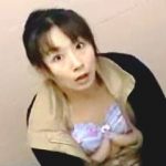 【盗撮動画】トイレでオシッコした後にオナニーしてるお姉さんを撮ってたら最後にバレる大失態♪