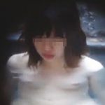 【盗撮動画】露天風呂に不慣れなちっぱい少女が赤面入浴を隠し撮られてオカズにされてた♪