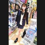 【盗撮動画】ロングヘアでアイドル真っ青の美形女子校生の絶対見逃し厳禁な蒸れ蒸れパンチラ♪