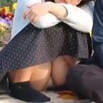 【盗撮動画】素人女子たちによる正真正銘の花びらパンチラが咲き乱れるお花見会場に潜入♪
